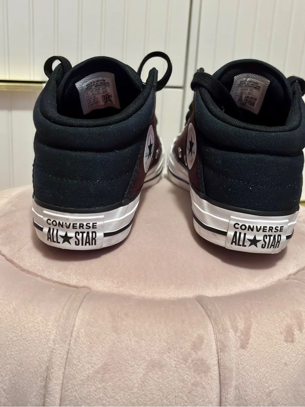 Converse All Star Axel Sneakers